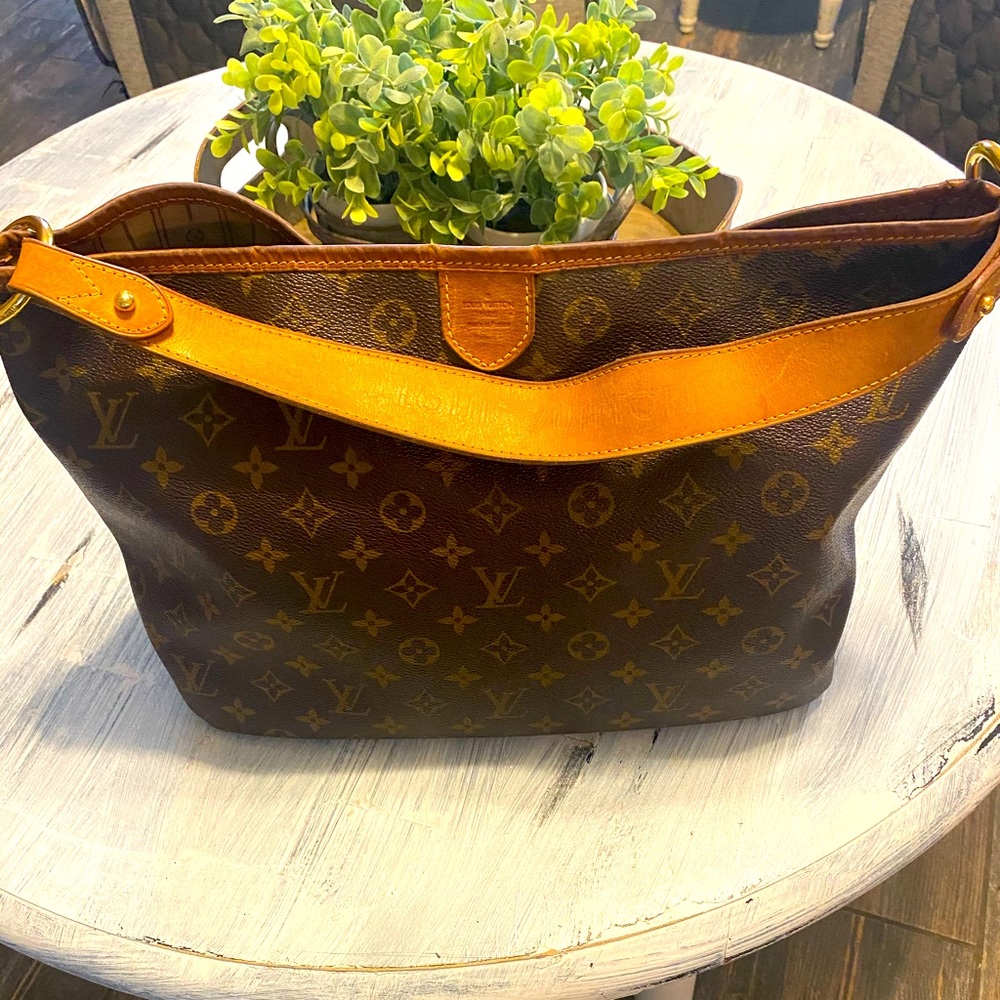 Authentic Louis Vuitton Delightful PM